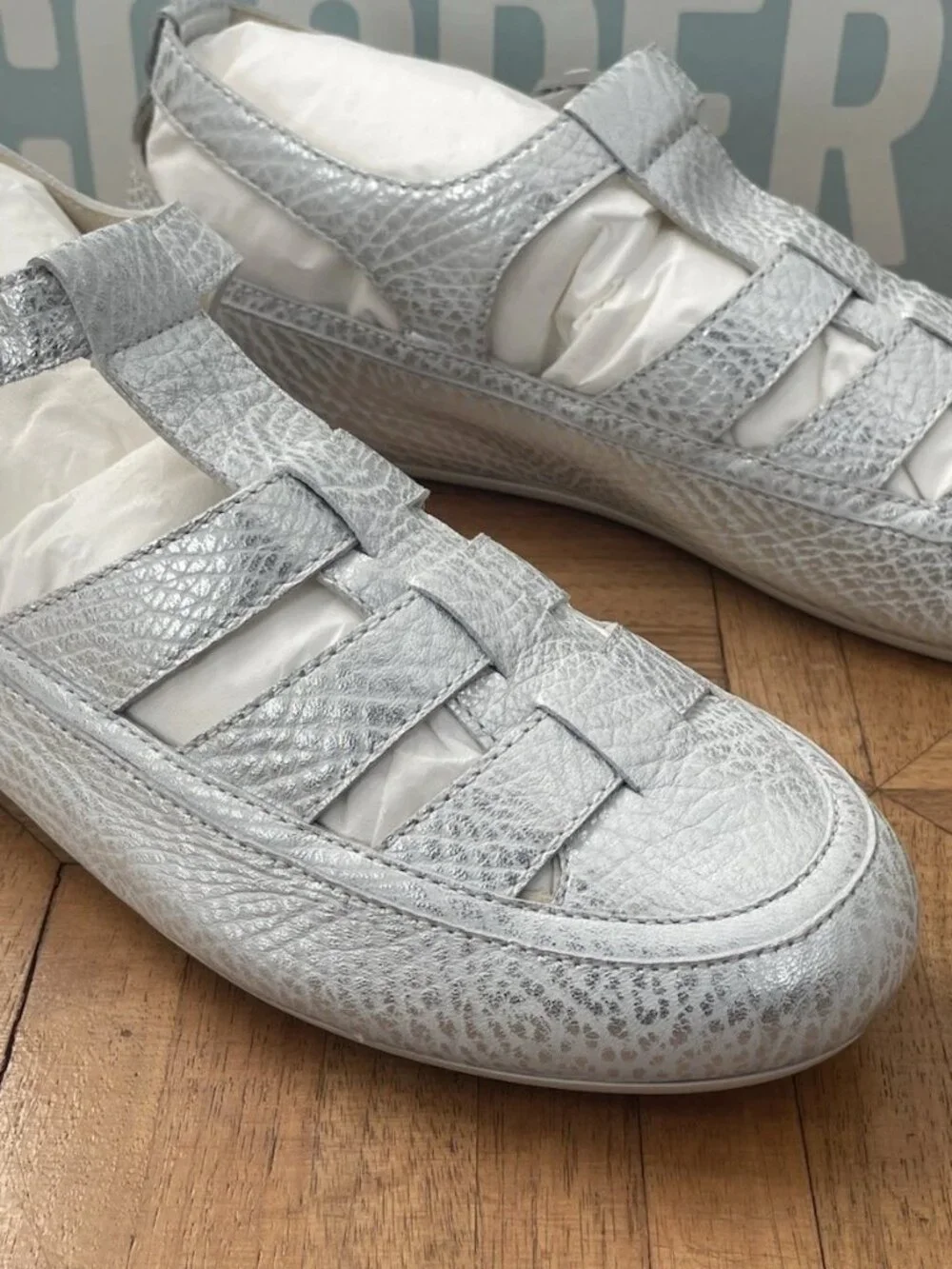 NIB Candice Cooper Rock T-Bar Leather Fishmerman Sandals Silver 9 39